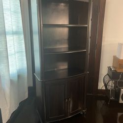 Bookshelf/Cabinet