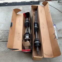 Infiniti I30 CV Axles Set