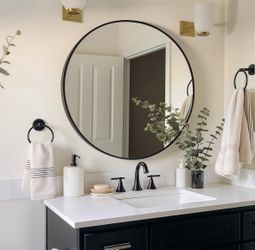 24” Round Black Wall Mirror – Modern Style