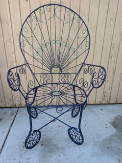 Unique Salterini Style Wrought Iron Peacock Throne Chair
