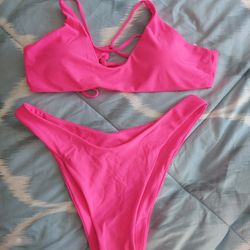 New Beautiful Hot Pink Bathing Suit SIZE Xl. Cash/ Pickup Only.  