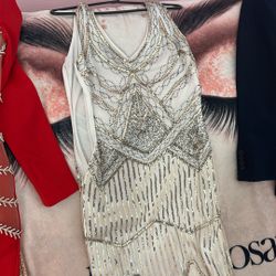 Dress With Ruffle On The Bottom