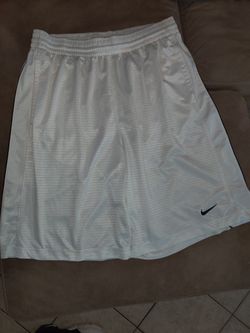 Nike men's white extra large shorts