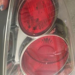 Nissan Altima 2 Tail lights