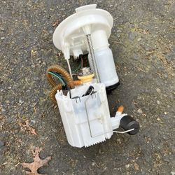 BMW 328i F30 Fuel Pump