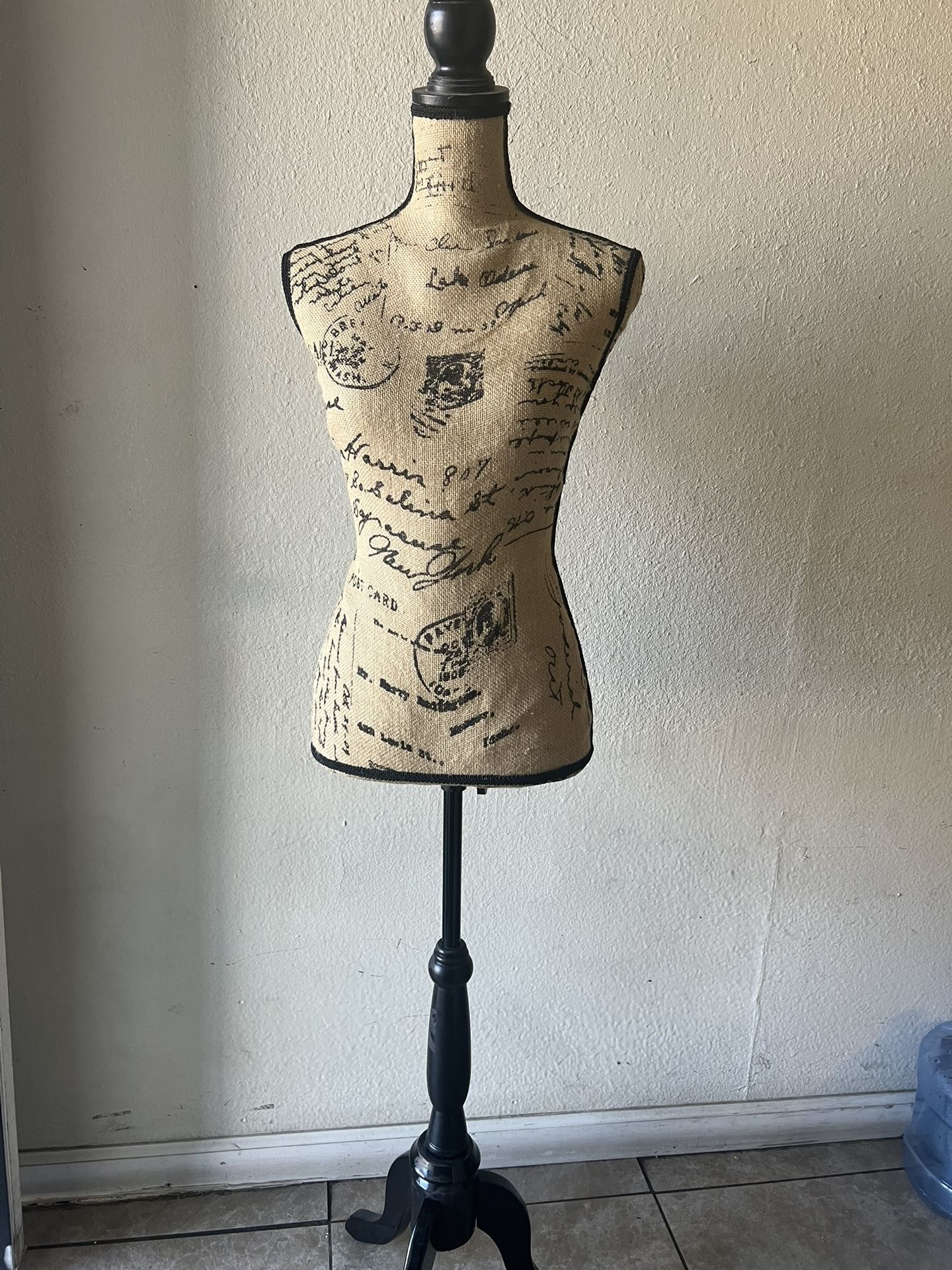 Female mannequin dress form