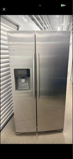 SAMSUNG REFRIGERATOR