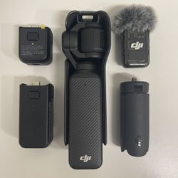 DJI Osmo Pocket 3 Creator Combo