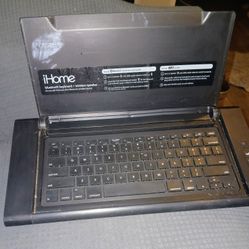 Bluetooth Keyboard And Wireless Speaker 