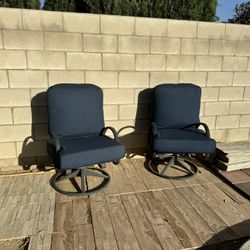 4 Pieces Chairs With cushions