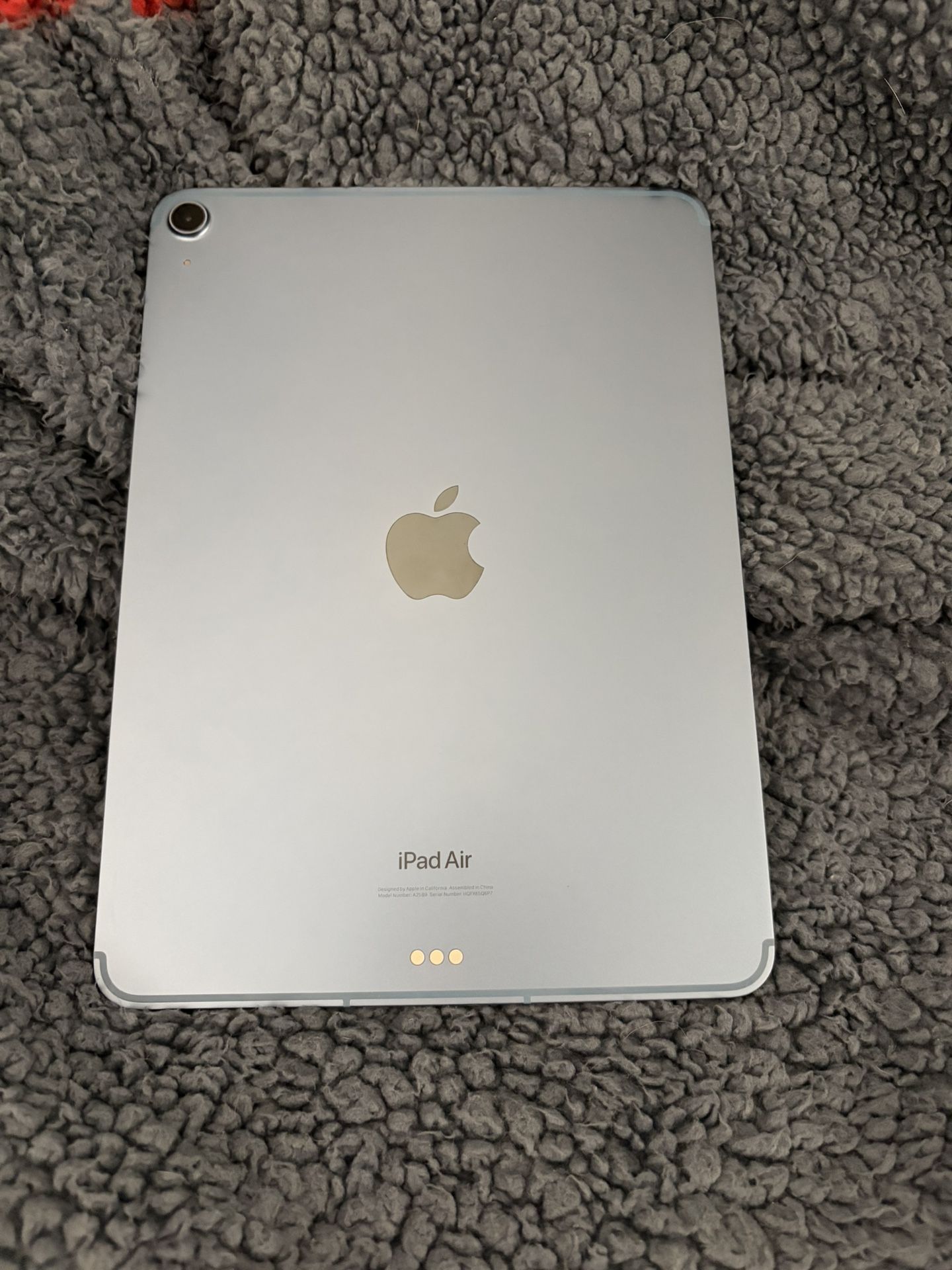 iPad Air 5th Generation WiFi + Cellular