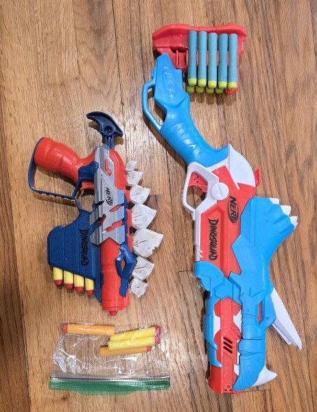 Nerf DinoSquad Tricera Blast Dart Blaster Stegosmash Dinosaur Gun Dino