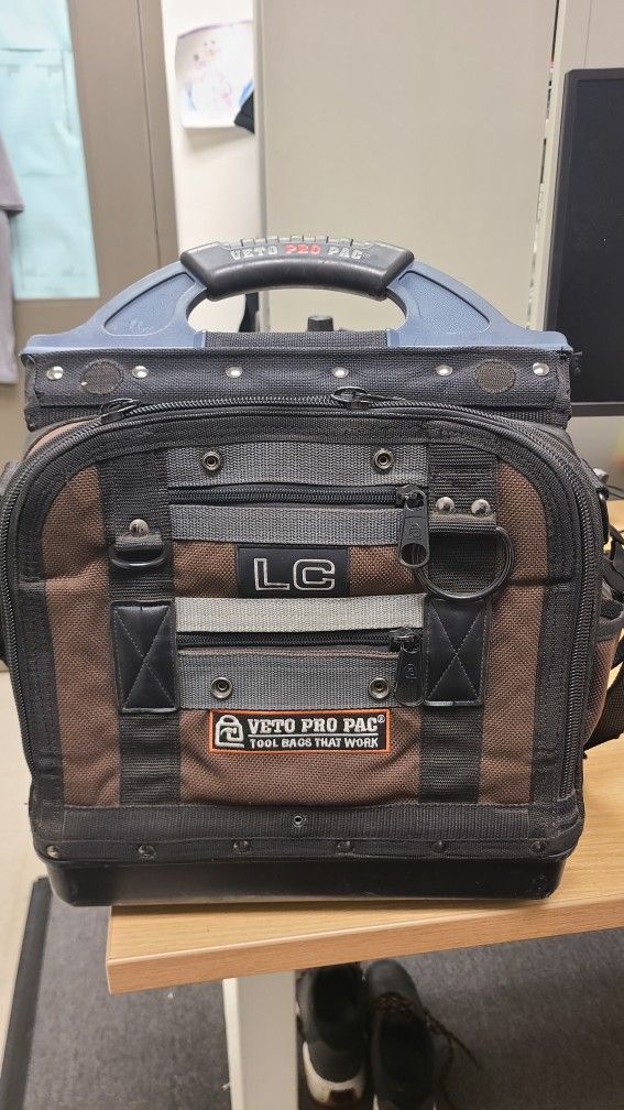 veto pro pack lc tech tool bag