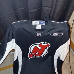New Jersey devils NHL OFFICIAL jersey
