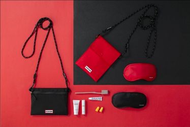 Amenity travel over night kit, Eva Air x Hunter, Midnight black