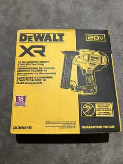 DEWALT 20V MAX XR Lithium-Ion Cordless 18-Gauge Narrow Crown Stapler (Tool Only)