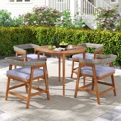 Patio Furniture / 5pc Solid Wood Outdoor Dining Table Set