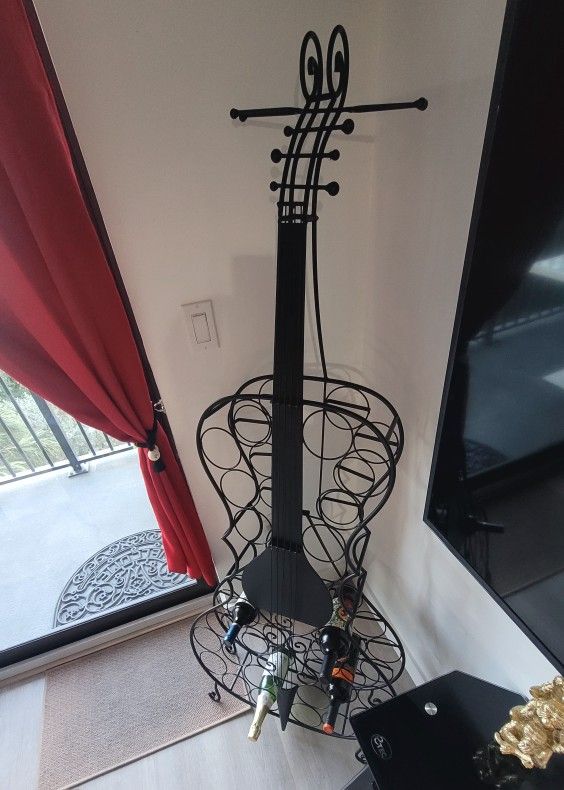 Guitar Shape Wine Rack