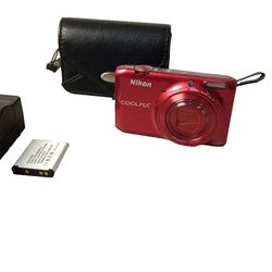 Nikon COOLPIX S6500 Red Digital Camera 16MP Tested Batteries & Charger