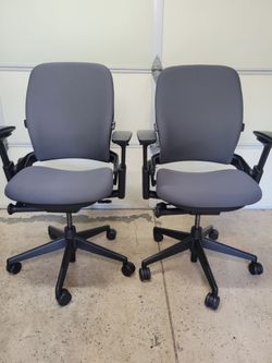 Steelcase Leap V2 Ergonomic Computer Desk Office Chair, Like NEW Shape