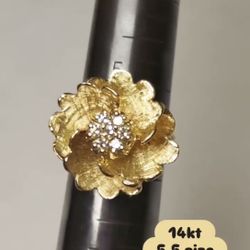 Gold Diamond Ring