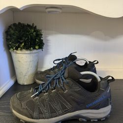 Merrells Outdoor Hiking Shoes men’s sz 8.5