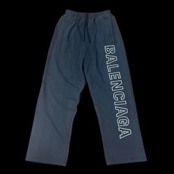 [Balenciaga Outline Baggy Sweatpants in black and white curly fleece