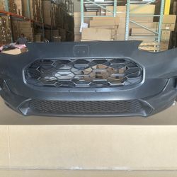 2023 2024 Honda HRV HR-V Front Bumper Assembly With Grilles And Fog Covers 
