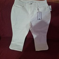 Capri Pants