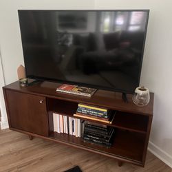 55 Inch Samsung Smart TV
