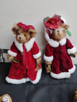 Collectible And Musical . Like New Condition