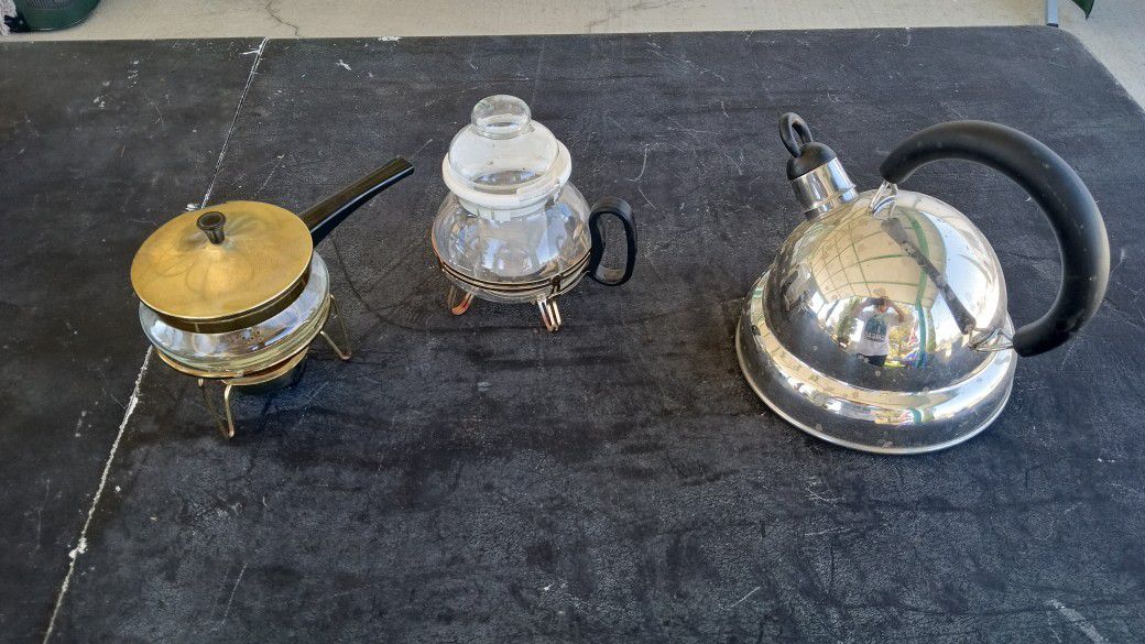 pyrex Vintage Old Tea Pot Pyrex