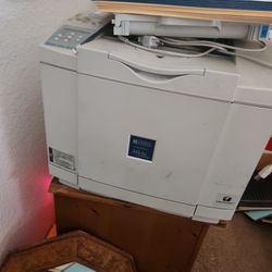 Rickoh High Speed Color Printer With 2 New Toner Cartridge 