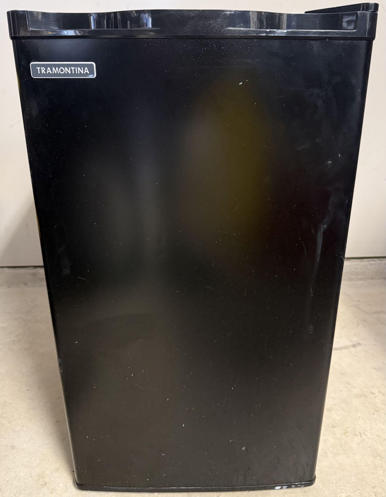 Tramontina Mini Frig / Dome Room Frig