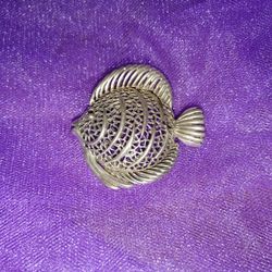Sterling Pin, Fish Design