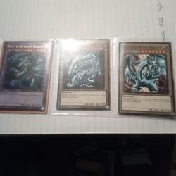 Blue eyes white dragon