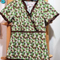 Scrub Top with Ruffled Trim size Woman's Small 