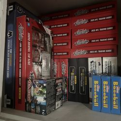 Sports Cards / Football Cards / Baseball Cards / Basketball Cards 