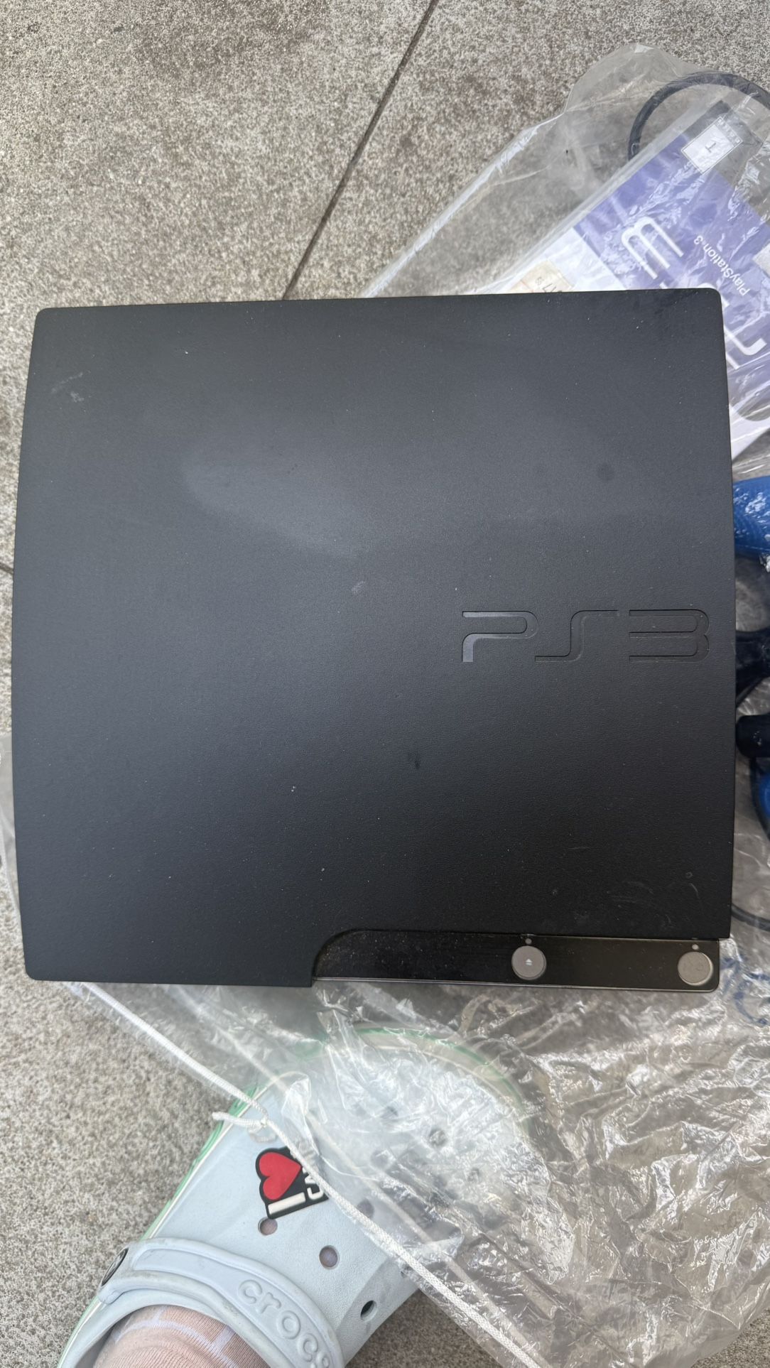 Sony PlayStation 3 Slim (CECH-2501A) – Works Great – Console + 2 Controllers + Cables