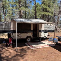 2017 Coachman Clipper Folding Pop-up Camper 