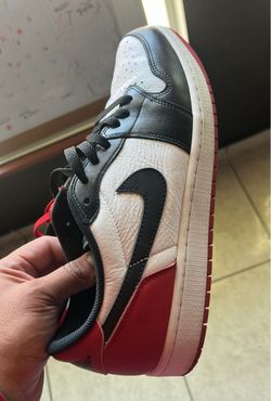 Nike Air Jordan 1 black toes sz 11.5