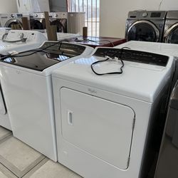 Whirlpool top load washer and gas dryer set