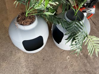 Litter Box Planters 2/$55 1/$30 Decorative Cat Litter Enclosure wi/Carbon Filter, Artificial Palm plant