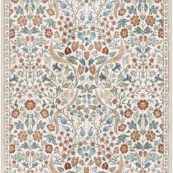 Moynesa Floral Area Rug - 5X7’