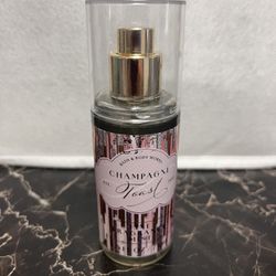 FULL 2.5 Fl oz Bath & Body Works Champagne Toast. 