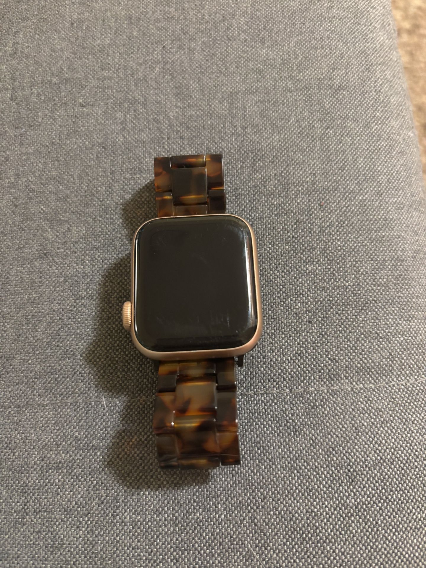 Apple Watch Series 5 38MM Aluminum