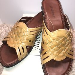 Auditions Honey Oat Tango Sandal Shoes Size 10w 