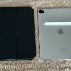 Apple iPad Pro 512 GB WiFi - Unlocked Cellular 6 Gen M2 Chip With Screen Protector Apple Keyboard And Pencil 