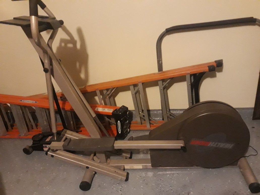 Exercise machine or maquina de ejercio