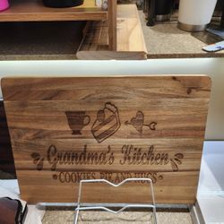 Christmas Gift (Custom Laser Engraved Cutting Board)